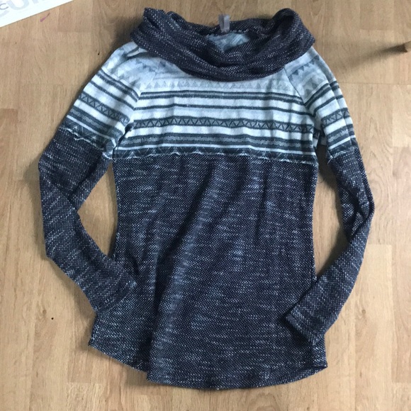 Vanity long sleeve cowl top - Picture 1 of 2